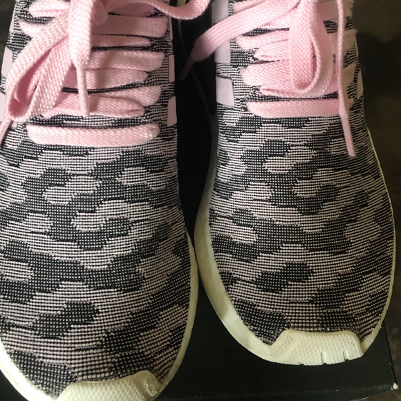 Adidas NMD - Picture 2 of 5